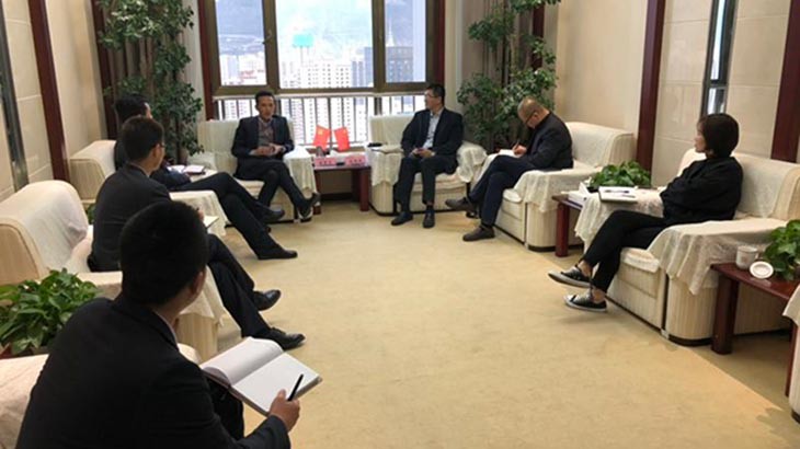 担保集团董事长储著贞与中债信用增进投资股份有限公司洽谈合作