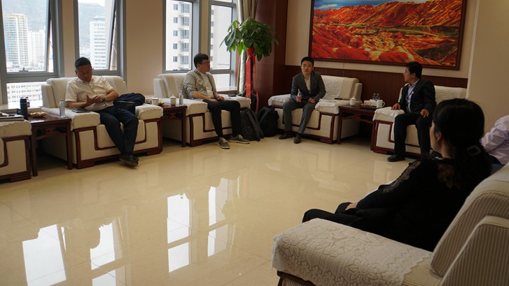 担保集团总经理谢景龙与中金公司、蚂蚁 金服洽谈合作事宜