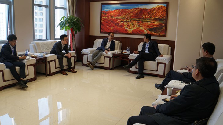 担保集团总经理谢景龙与广发证券洽谈合作事宜