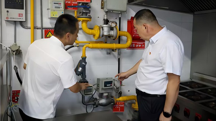 担保集团组织开展节前安全生产专项检查