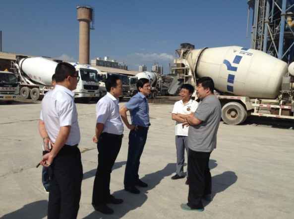 集团公司董事长马万荣在庆阳分公司进行调研指导