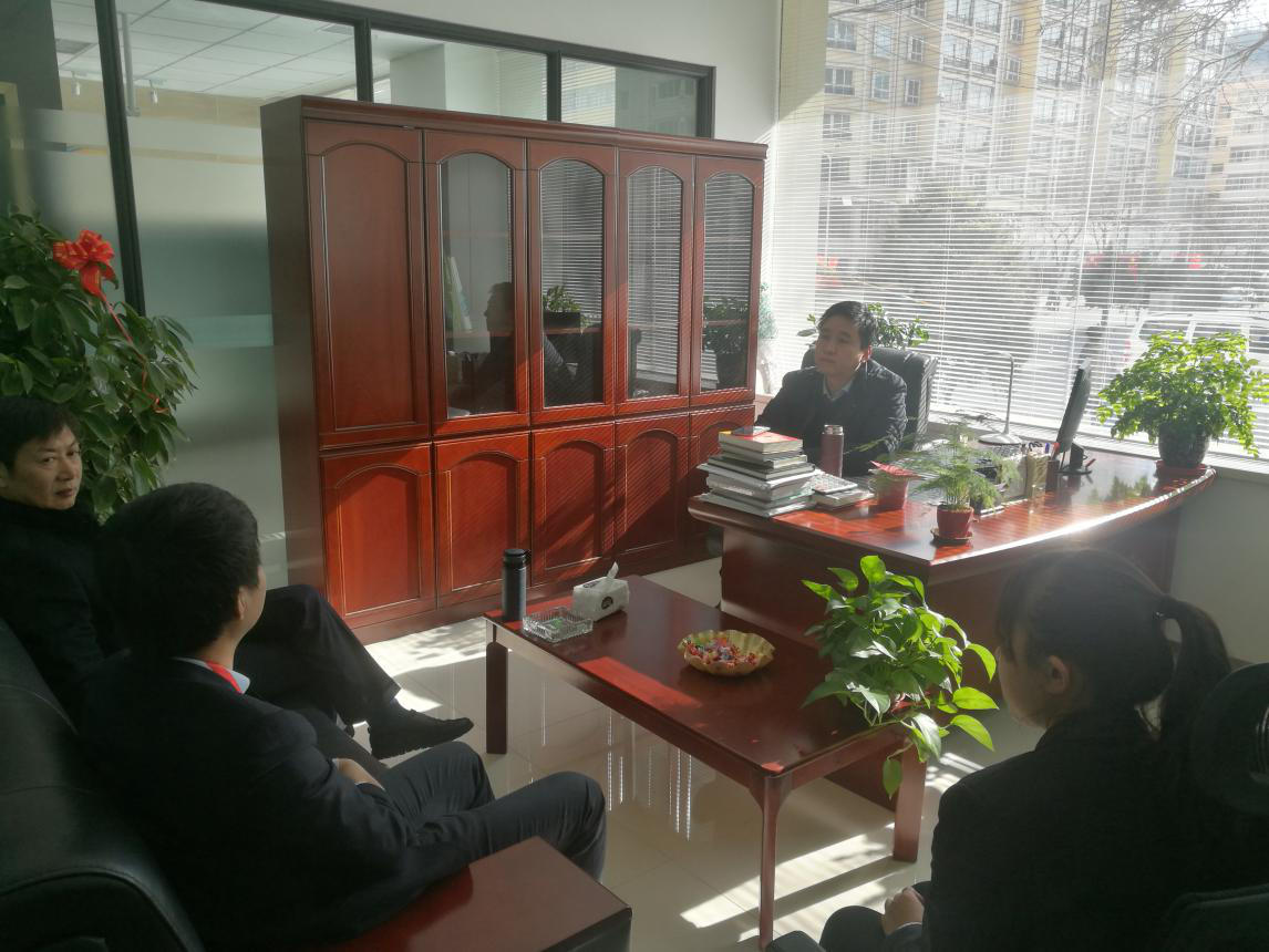 公司常务副总经理谢景龙一行赴榆中分公司调研指导工作